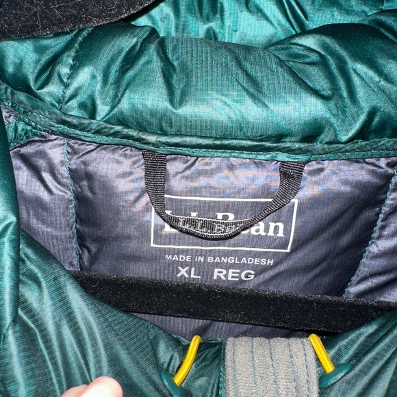 L.L. Bean Men's Green Goose Down filled Puffer Jacket XL outdoor winter hiking - Picture 12 of 14